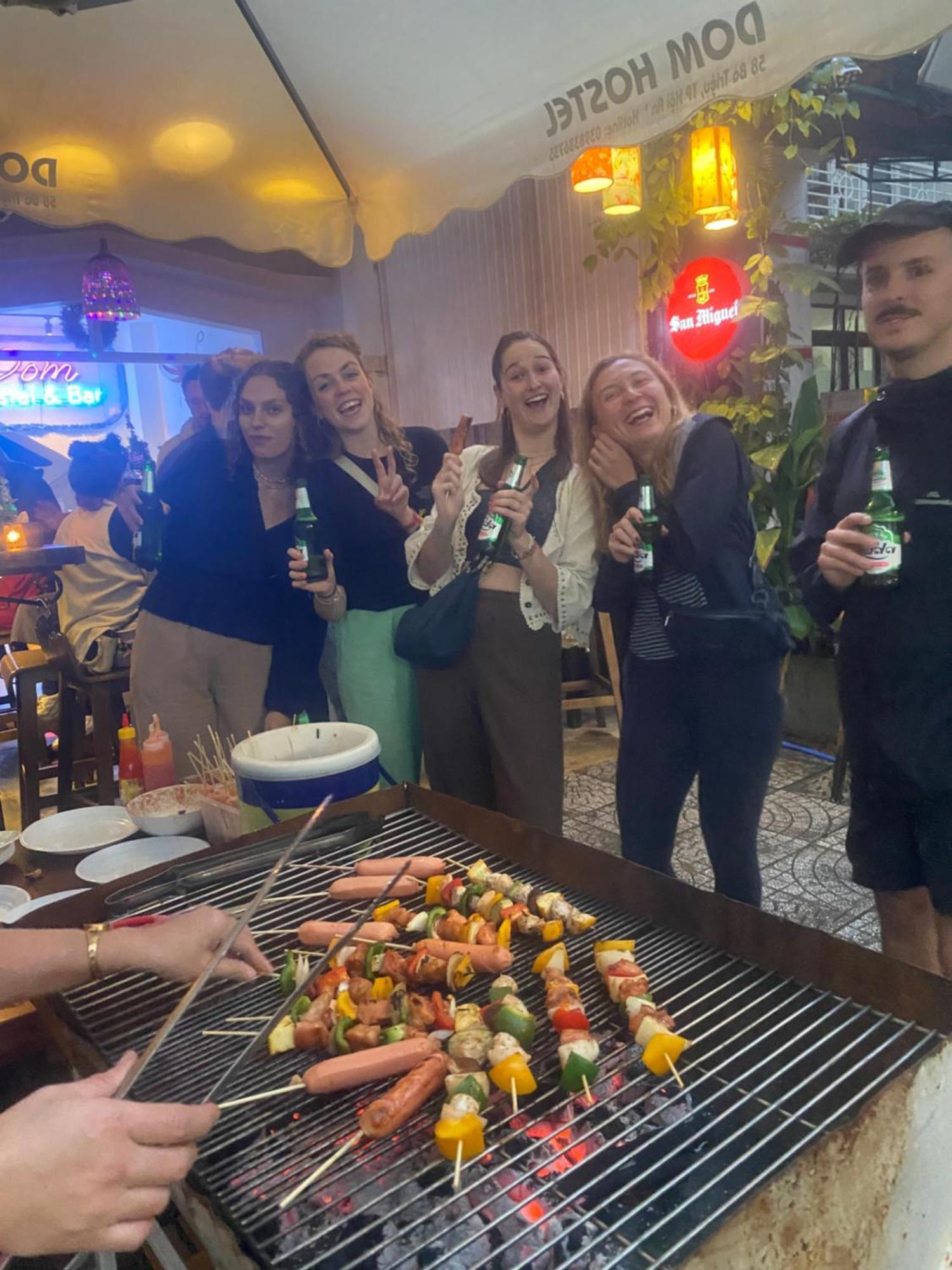 Dom Hostel And Bar Хой Ан Екстериор снимка